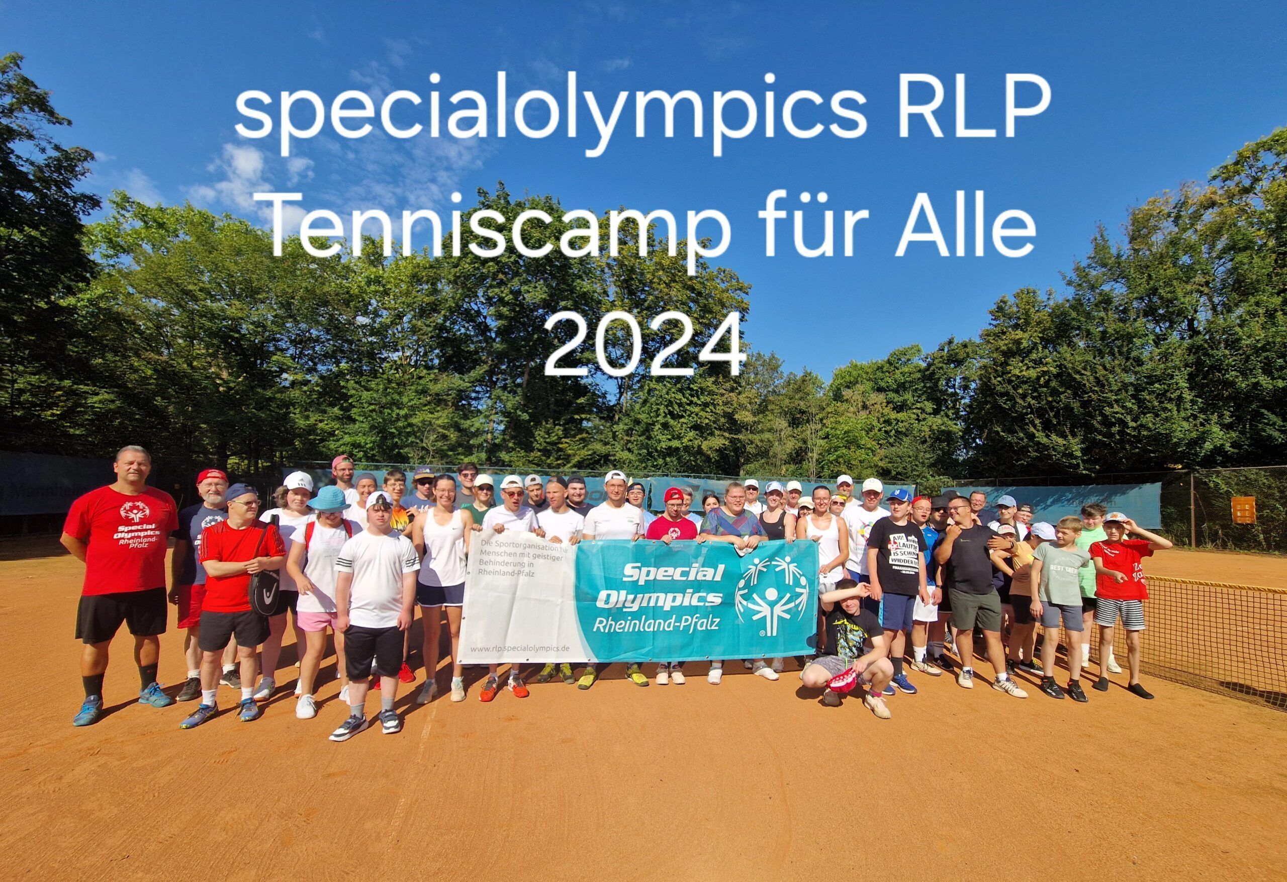 Gruppenfoto beim Special Olympics Tenniscamp 2024